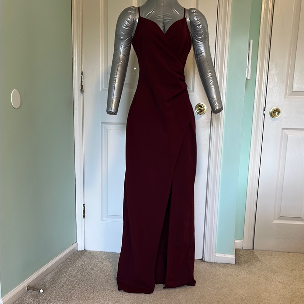 Elegant Burgundy Evening Gown
